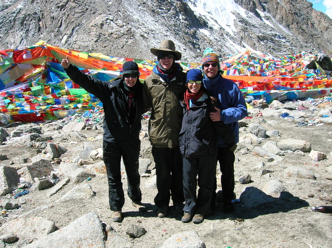 The whole group on top of the Dromala Pass, the high point of the trip.